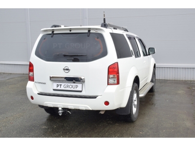 Фаркоп для Nissan Pathfinder 2004-2014 съемное крепление шара под американский квадрат